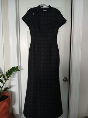 Black Short-Sleeve Maxi Dress with Sequin Detail